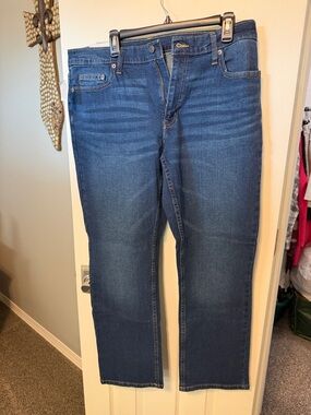 Men's Straight-Leg Jeans in Medium Blue Denim